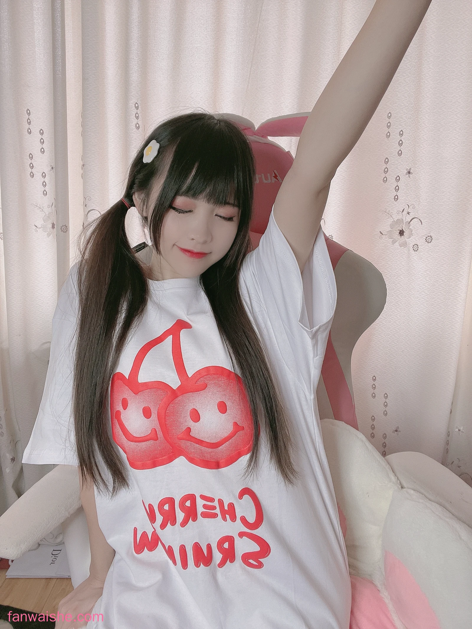 miko酱ww miko酱ww NO.56 - 自拍系列mikoの白丝01
