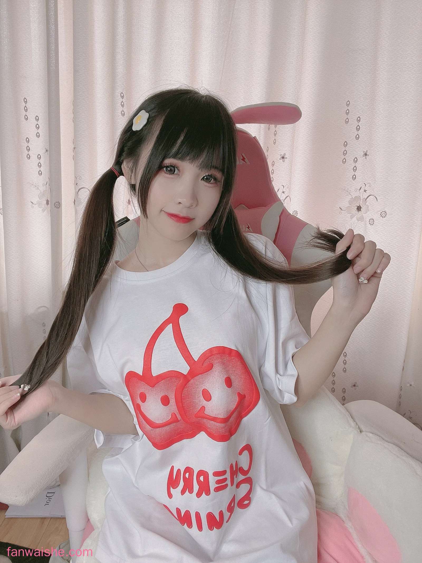 miko酱ww miko酱ww NO.56 - 自拍系列mikoの白丝01