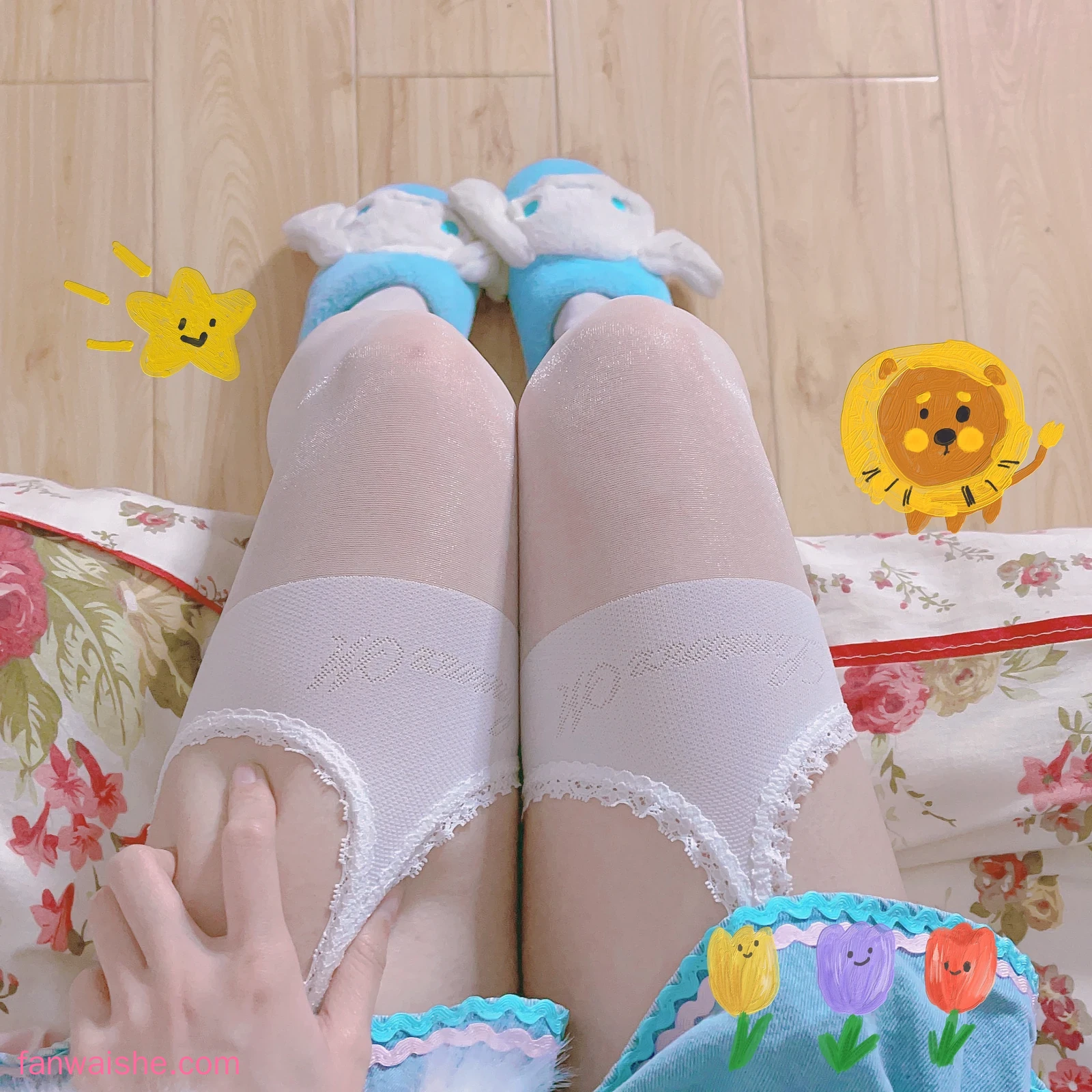 miko酱ww miko酱ww NO.56 - 自拍系列mikoの白丝01