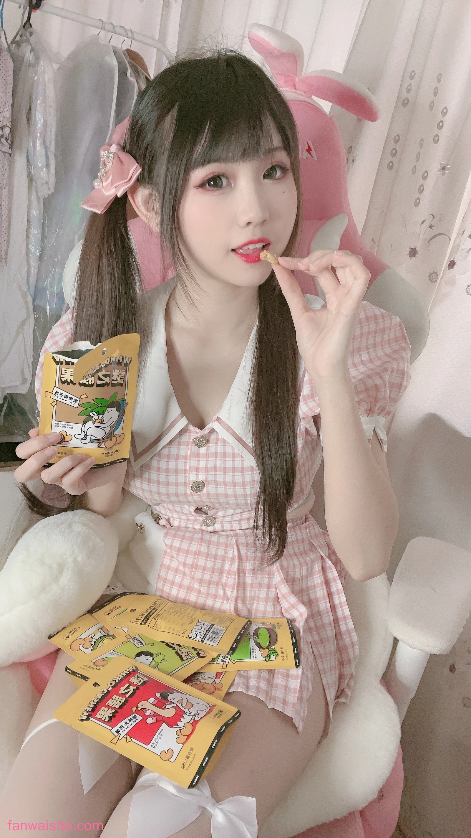 miko酱ww miko酱ww NO.56 - 自拍系列mikoの白丝01