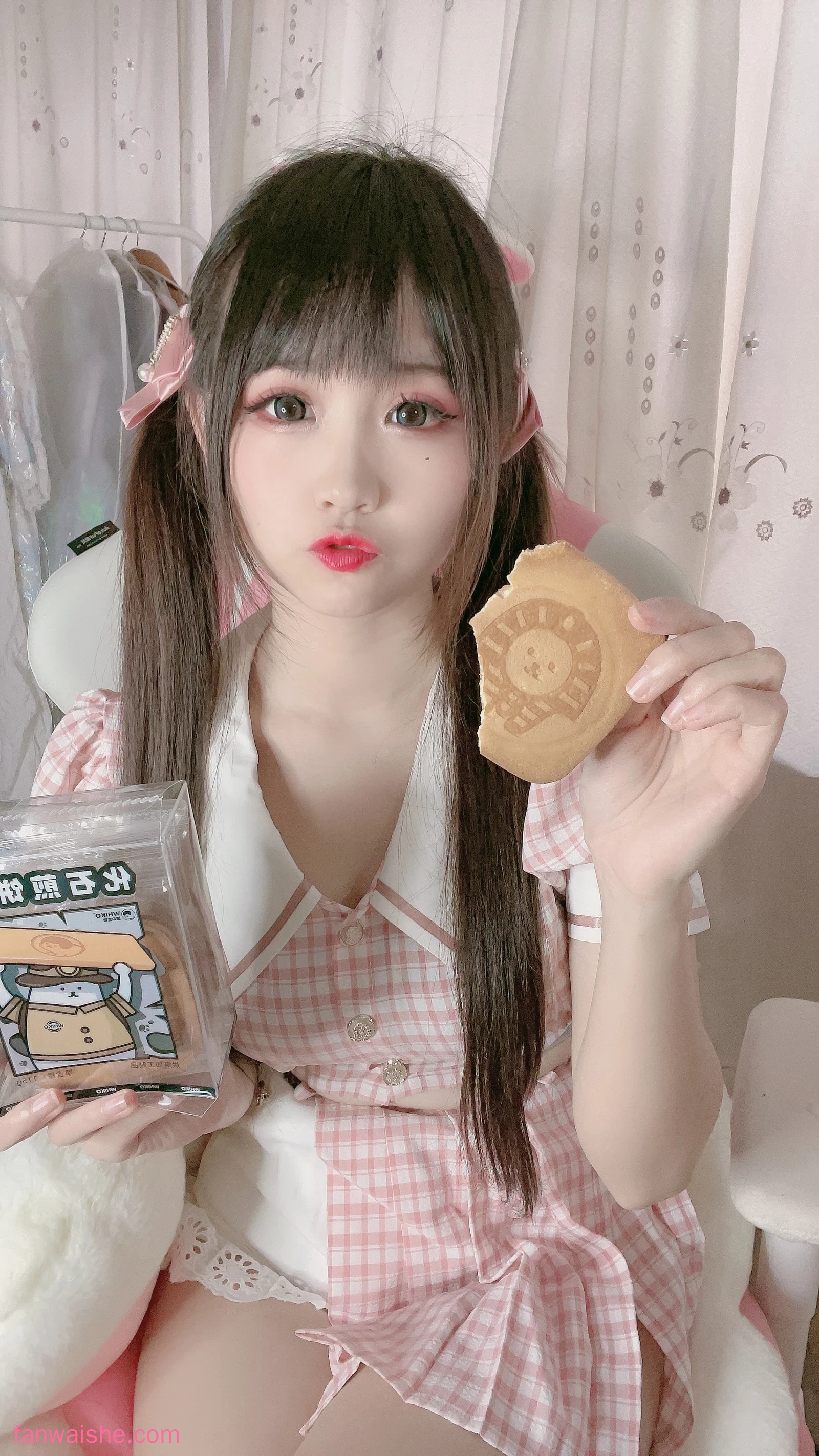 miko酱ww miko酱ww NO.56 - 自拍系列mikoの白丝01