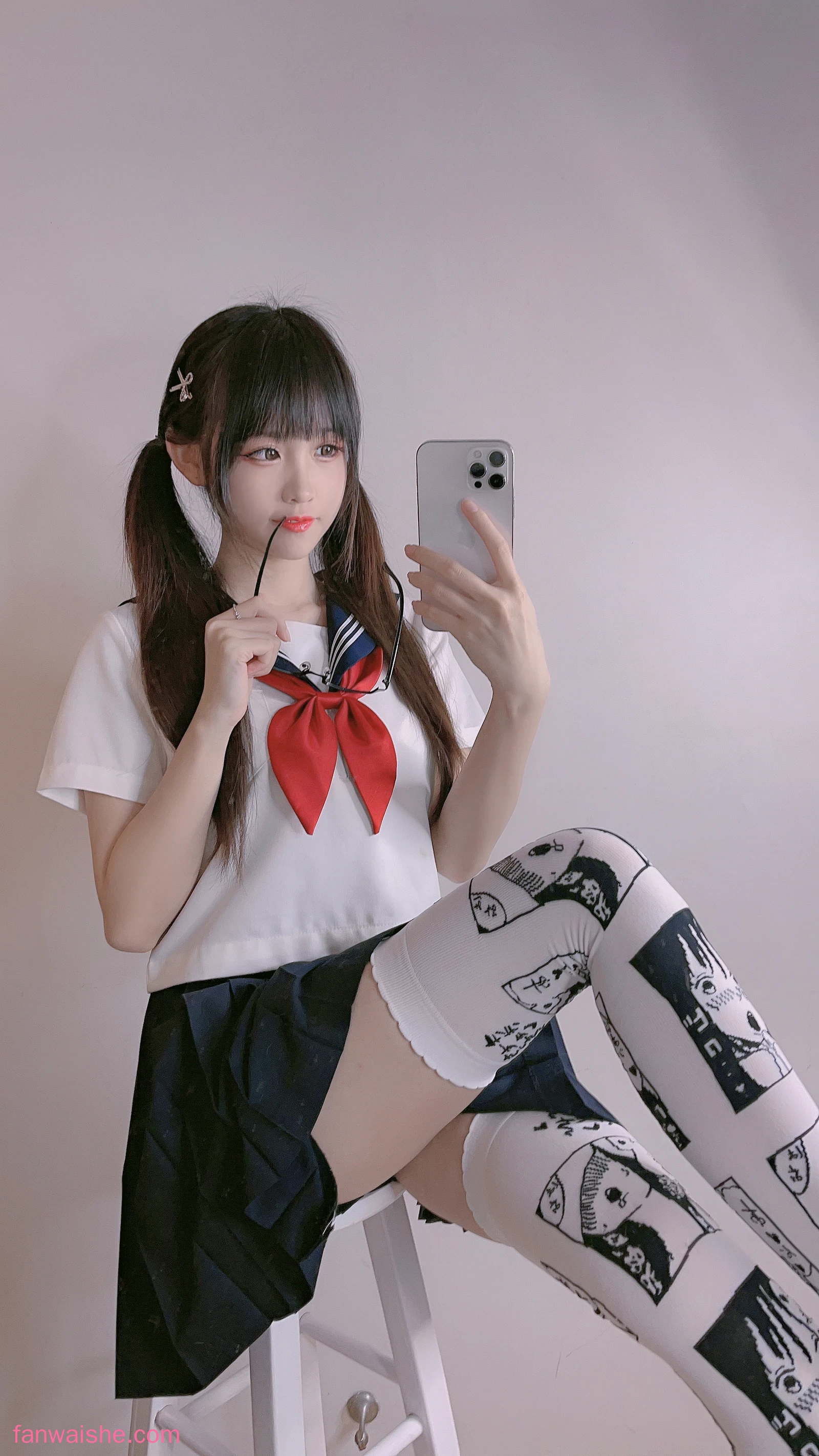miko酱ww miko酱ww NO.56 - 自拍系列mikoの白丝01