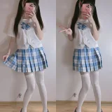 miko酱ww《自拍系列mikoの白丝02》主题写真：225张全套美图