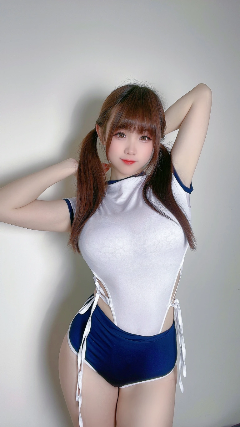 miko酱ww《自拍系列mikoの白丝02》主题写真：225张全套美图