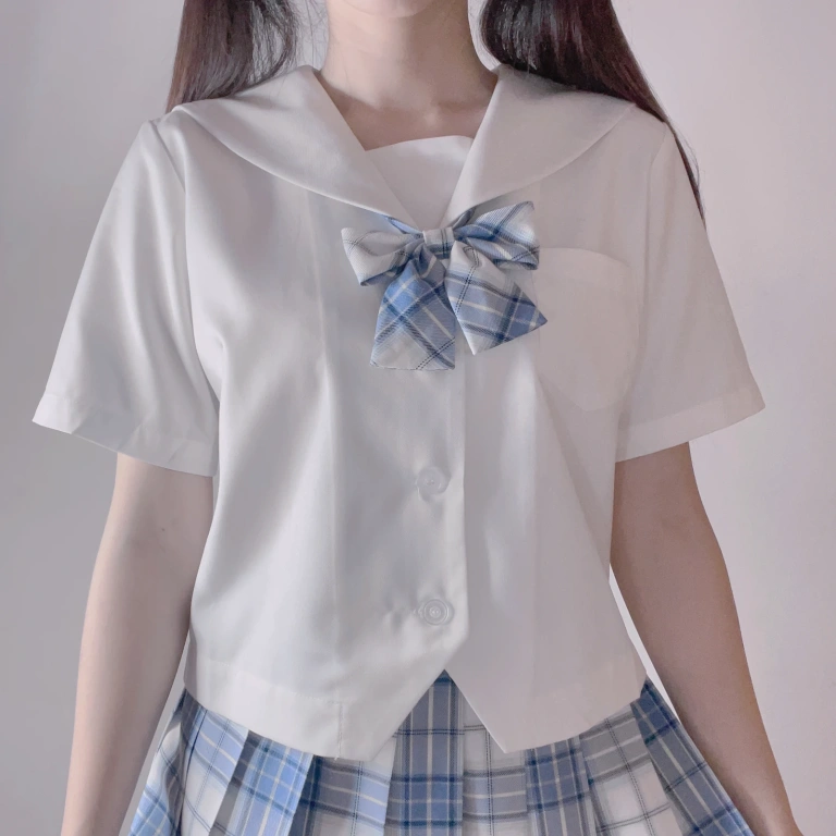 miko酱ww《自拍系列mikoの白丝02》主题写真：225张全套美图