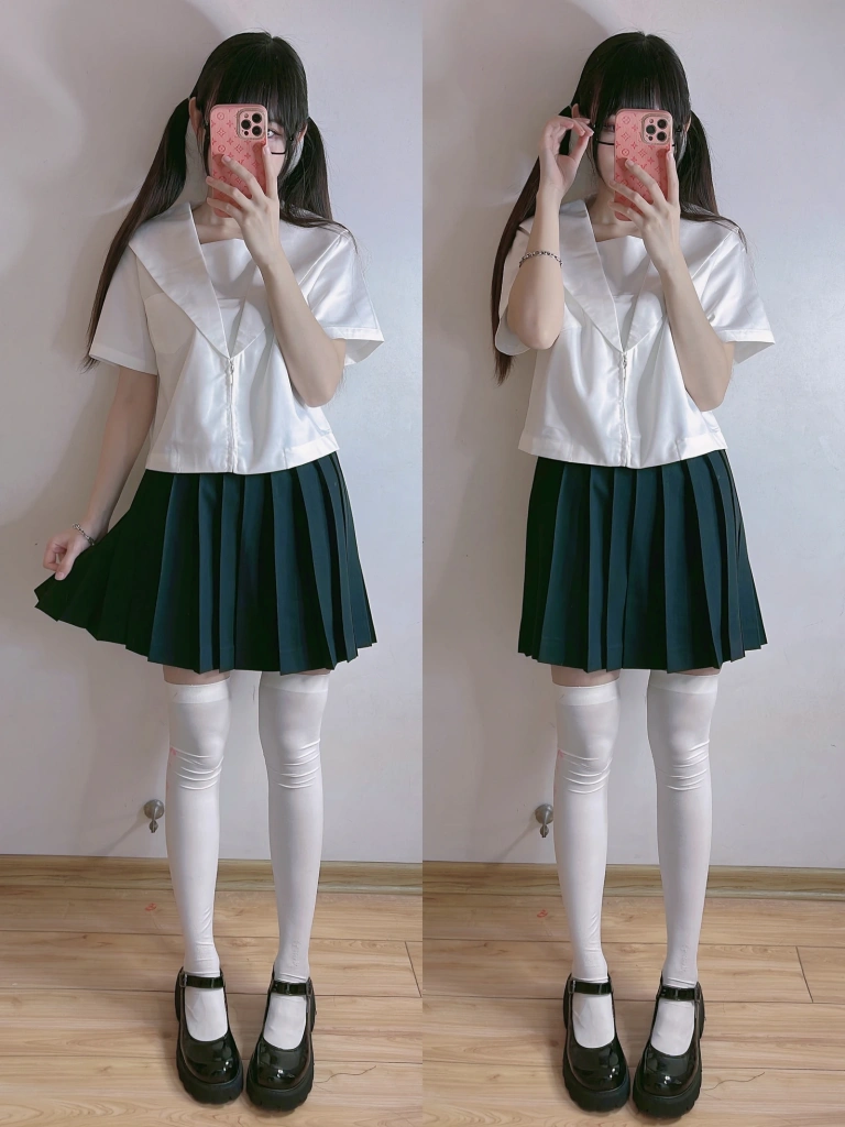 miko酱ww《自拍系列mikoの白丝03》主题写真：201张全套美图