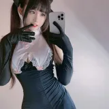 miko酱ww《自拍系列mikoの黑丝01》主题写真：229张全套美图
