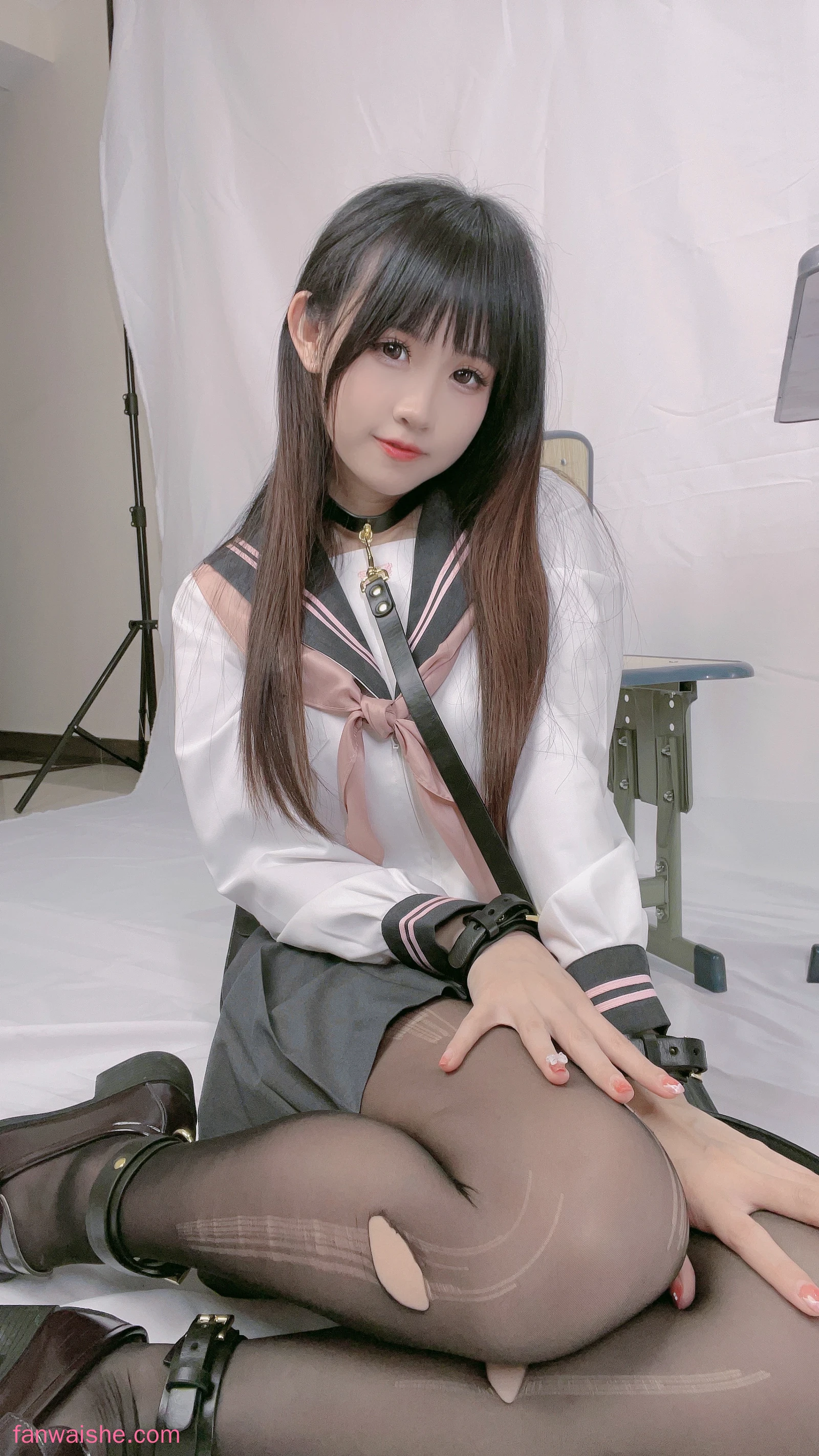 miko酱ww miko酱ww NO.61 - 自拍系列mikoの黑丝02