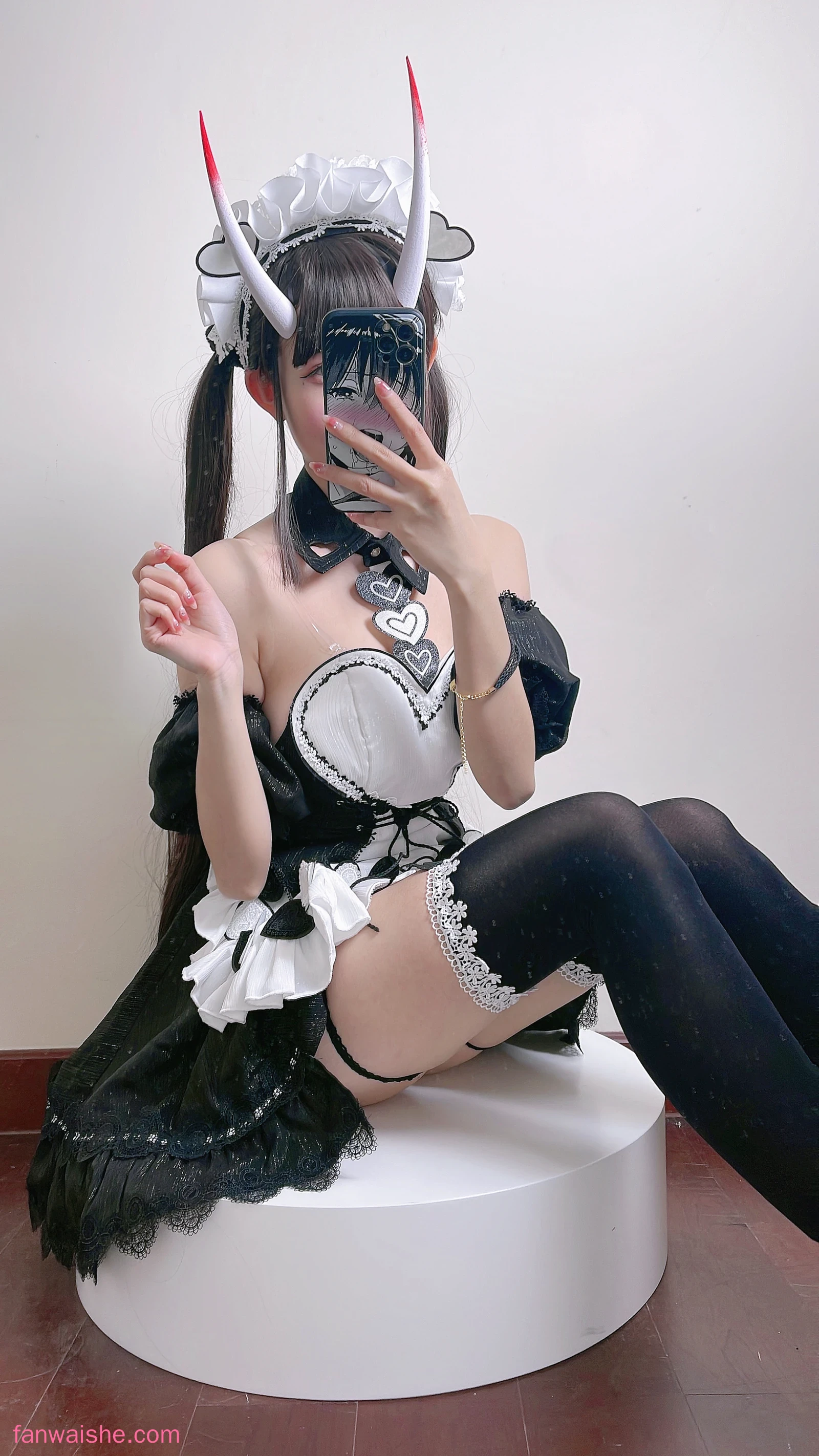 miko酱ww miko酱ww NO.61 - 自拍系列mikoの黑丝02