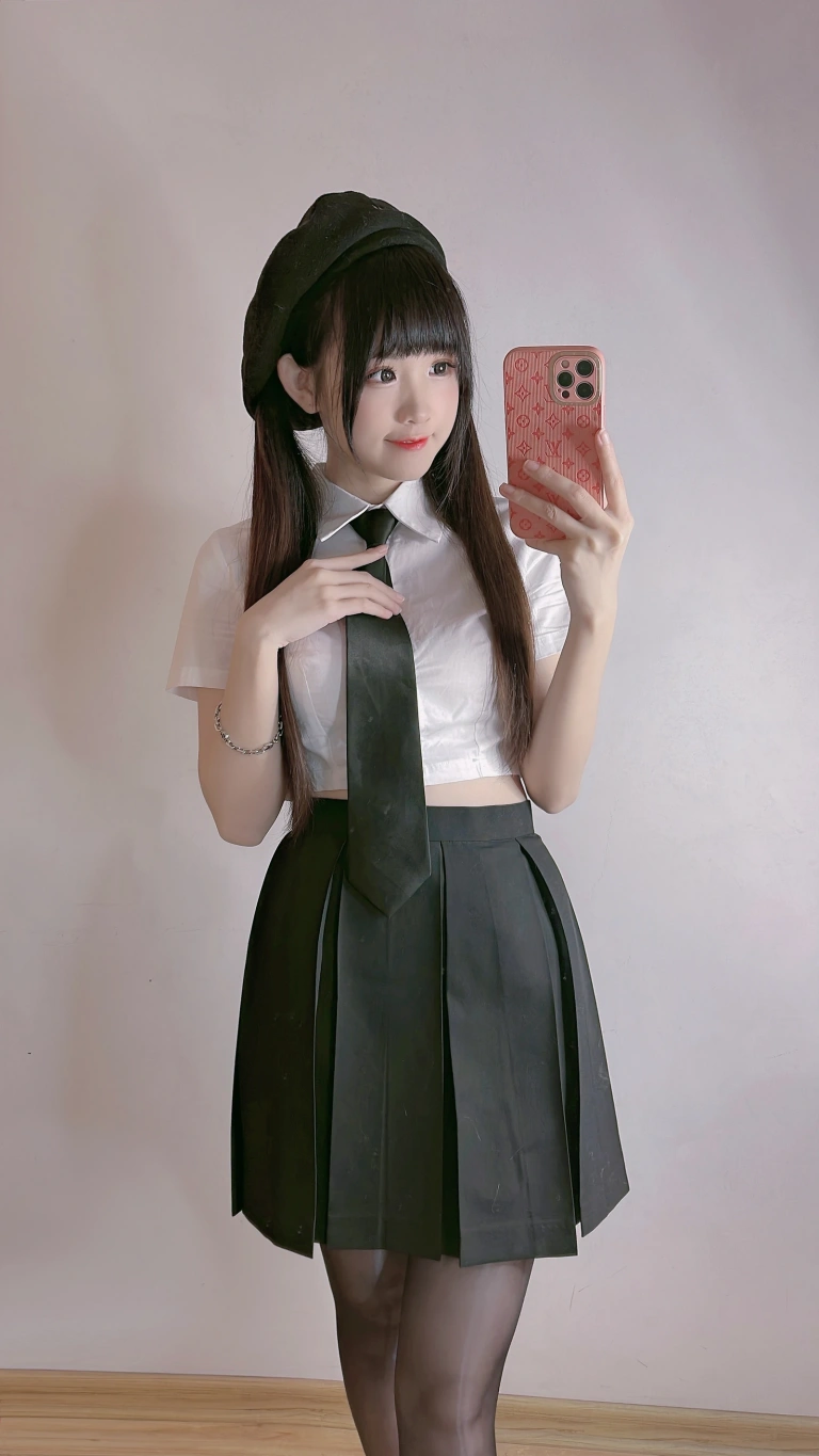 miko酱ww《自拍系列mikoの黑丝04》主题写真：182张全套美图