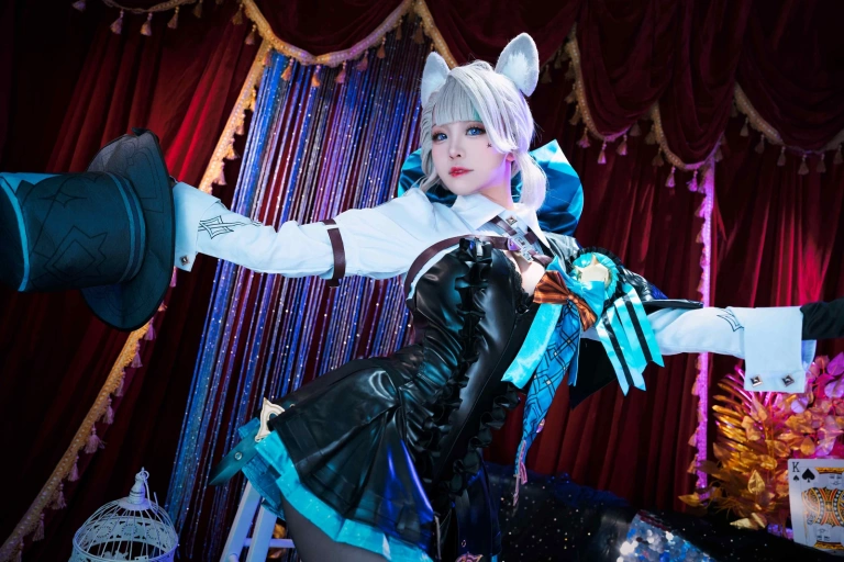miko酱ww《琳妮特》主题写真：36张全套美图