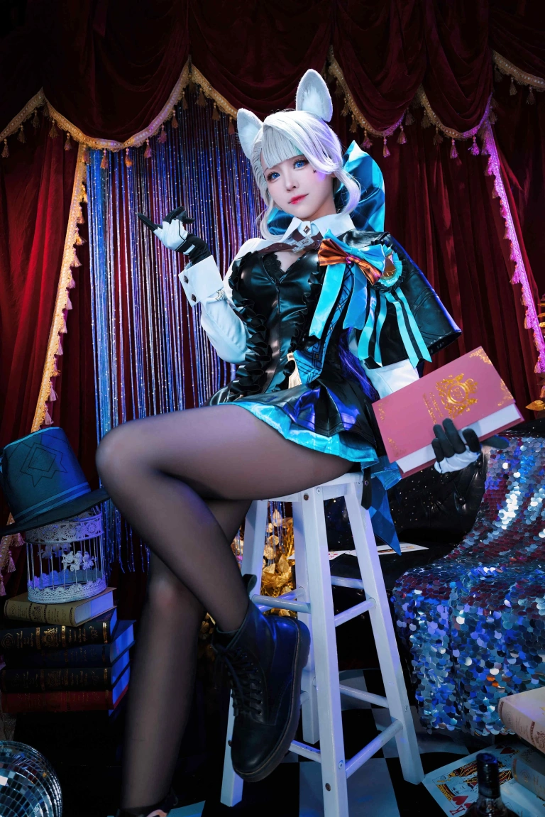 miko酱ww《琳妮特》主题写真：36张全套美图