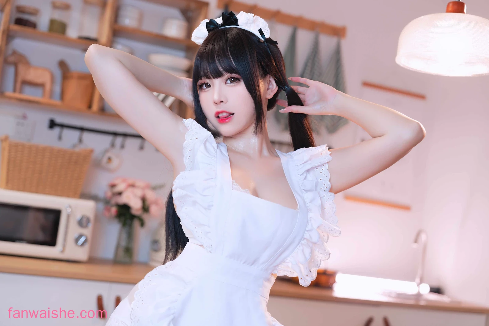miko酱ww miko酱ww NO.70 - 甜心女仆