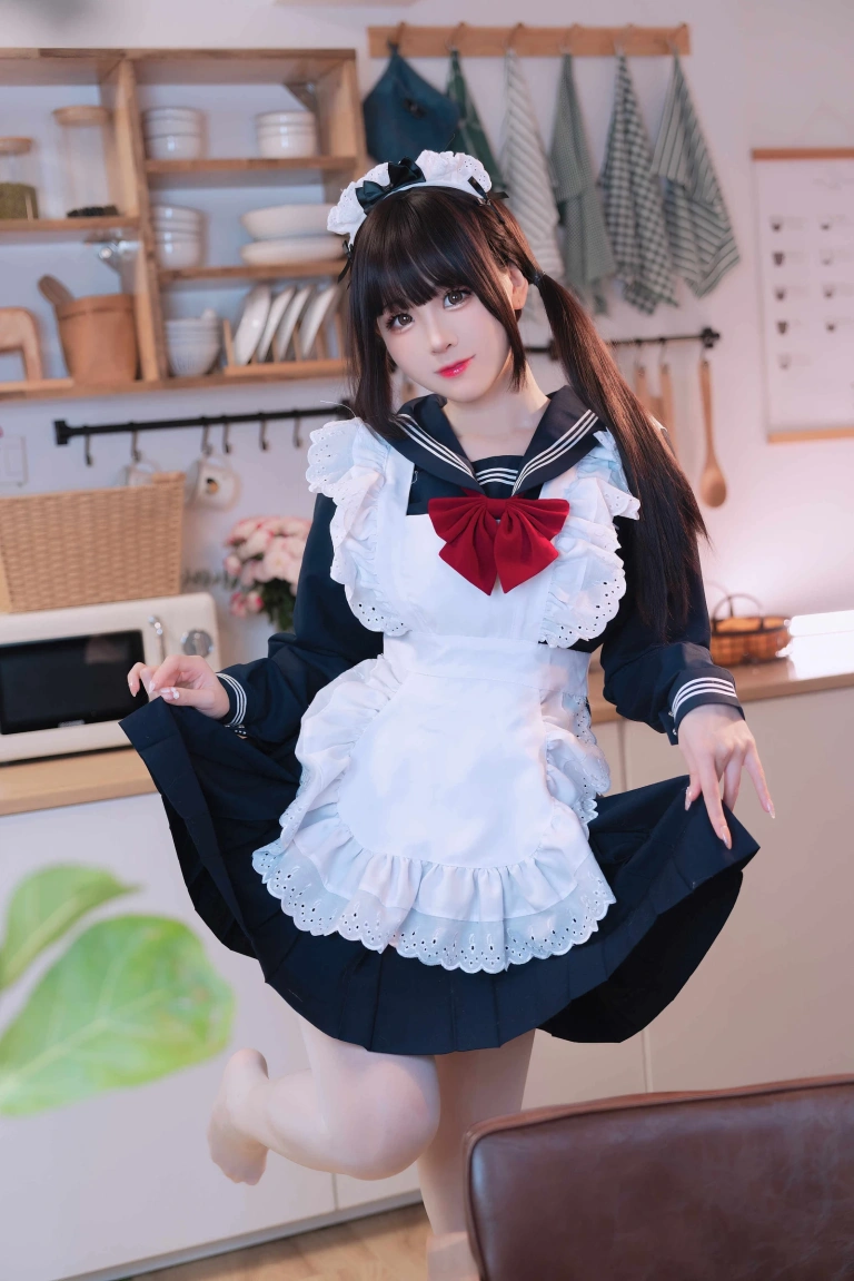 miko酱ww《甜心女仆》主题写真：30张全套美图