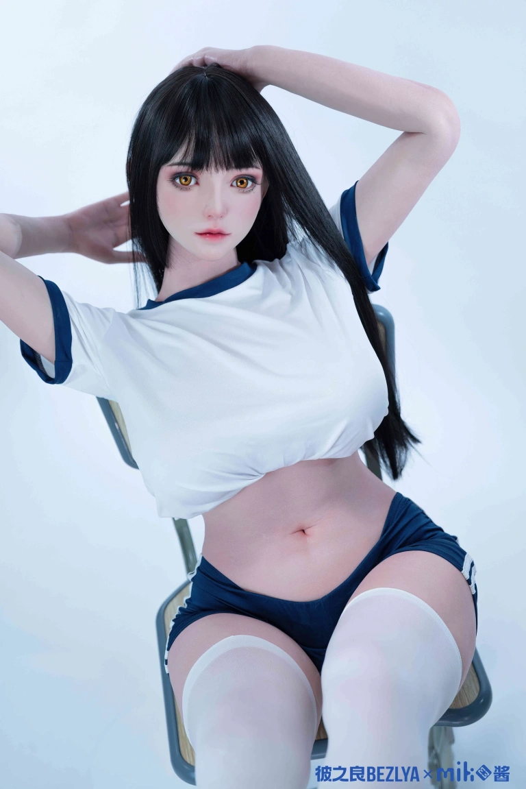 miko酱ww《体操服》主题写真：25张全套美图