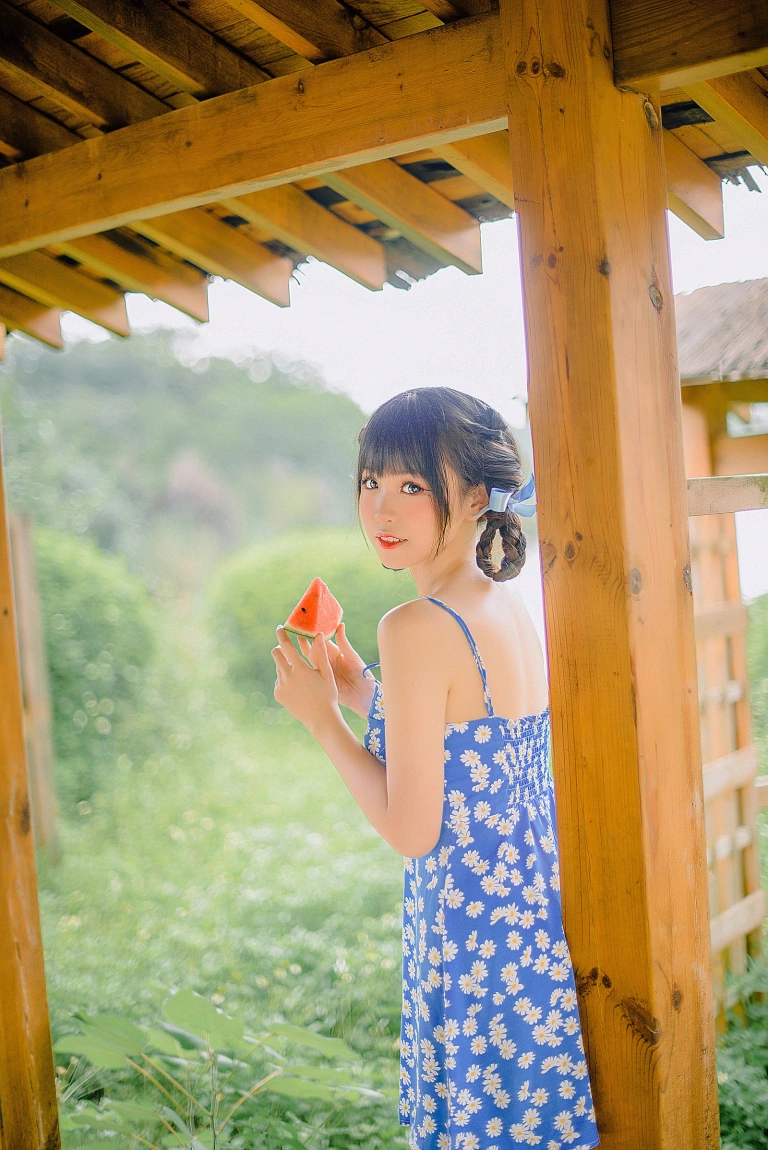 miko酱ww《夏日回忆》主题写真：57张全套美图