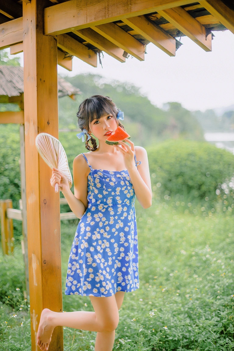 miko酱ww《夏日回忆》主题写真：57张全套美图