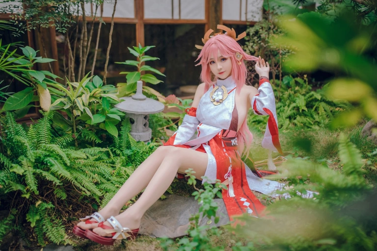 miko酱ww《八重神子》主题写真：31张全套美图