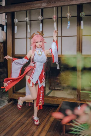 miko酱ww《八重神子》主题写真：31张全套美图