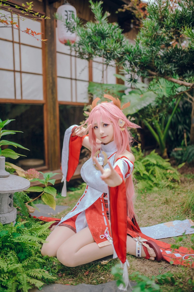 miko酱ww《八重神子》主题写真：31张全套美图
