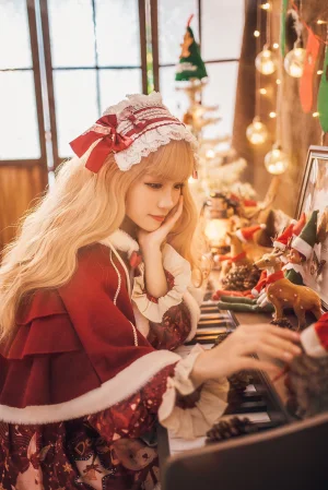 miko酱ww《暖屋里的少女》主题写真：29张全套美图
