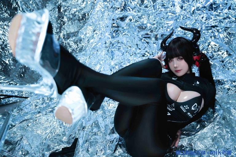miko酱ww《机械姬》主题写真：25张全套美图