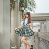 Money冷冷《JK》主题写真：9张全套美图