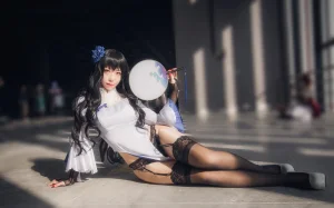 Money冷冷《95式玉玲珑》主题写真：6张全套美图