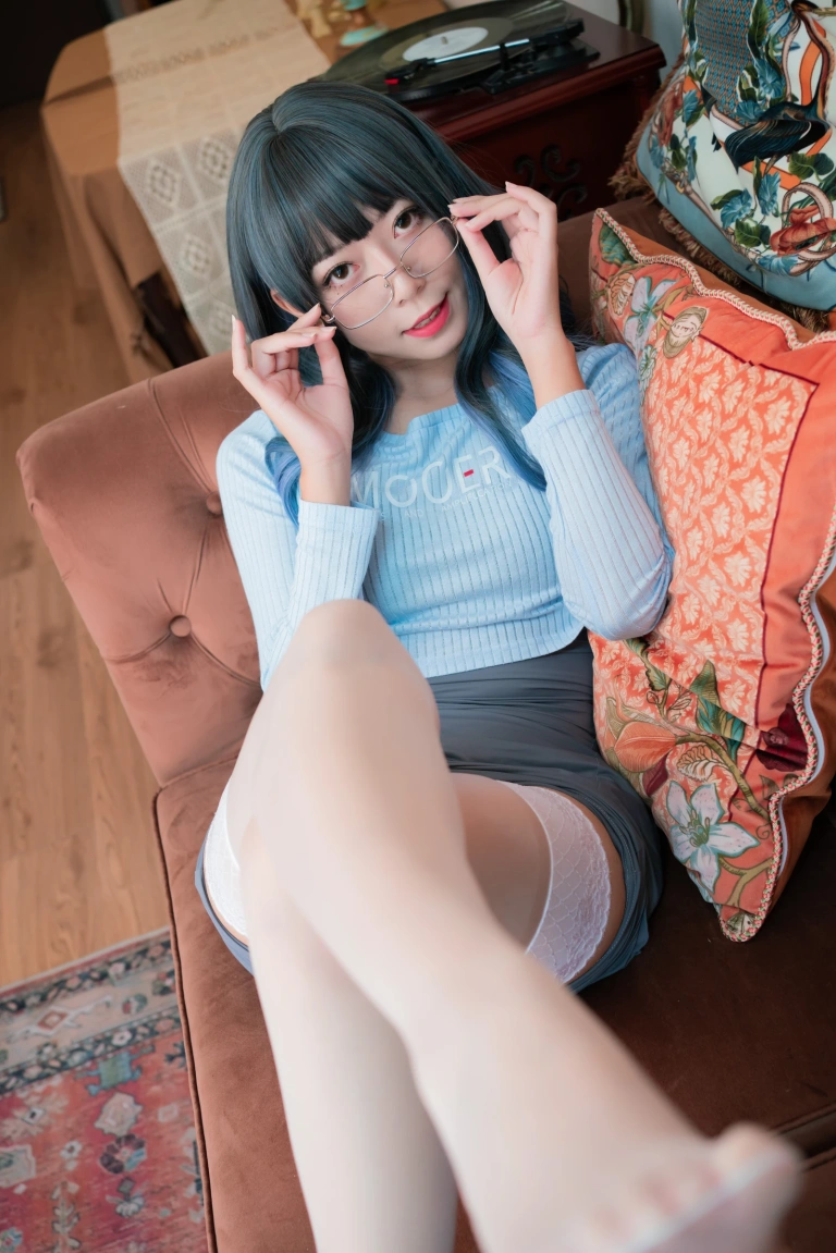Money冷冷《吉他少女》主题写真：123张全套美图，含1个视频