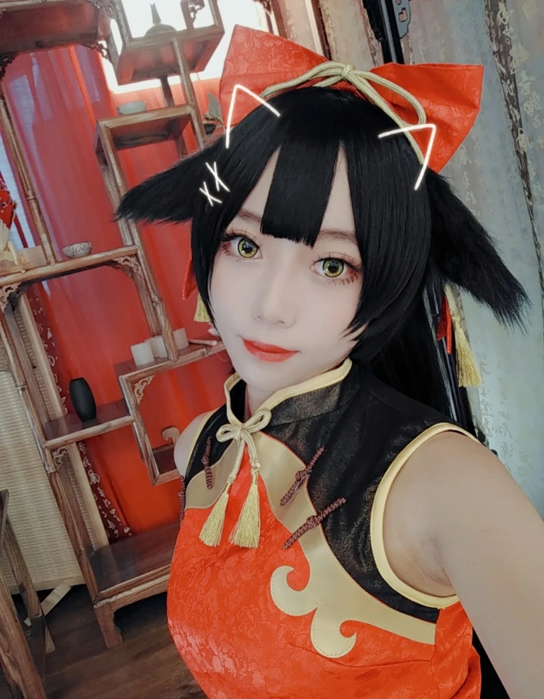 Money冷冷《高雄红旗袍》主题写真：15张全套美图