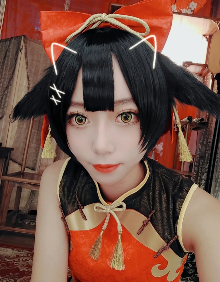 Money冷冷《高雄红旗袍》主题写真：15张全套美图