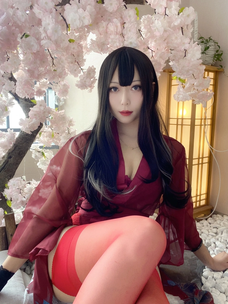 Money冷冷《新年快乐》主题写真：31张全套美图，含2个视频