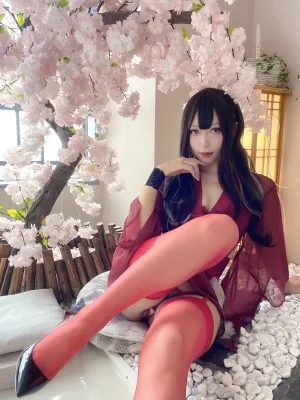 Money冷冷《新年快乐》主题写真：31张全套美图，含2个视频