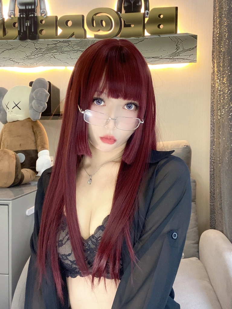 Money冷冷《黑衬衫》主题写真：60张全套美图，含2个视频