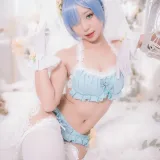 Money冷冷《蕾姆》主题写真：15张全套美图