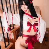 Money冷冷《巫女》主题写真：60张全套美图，含2个视频