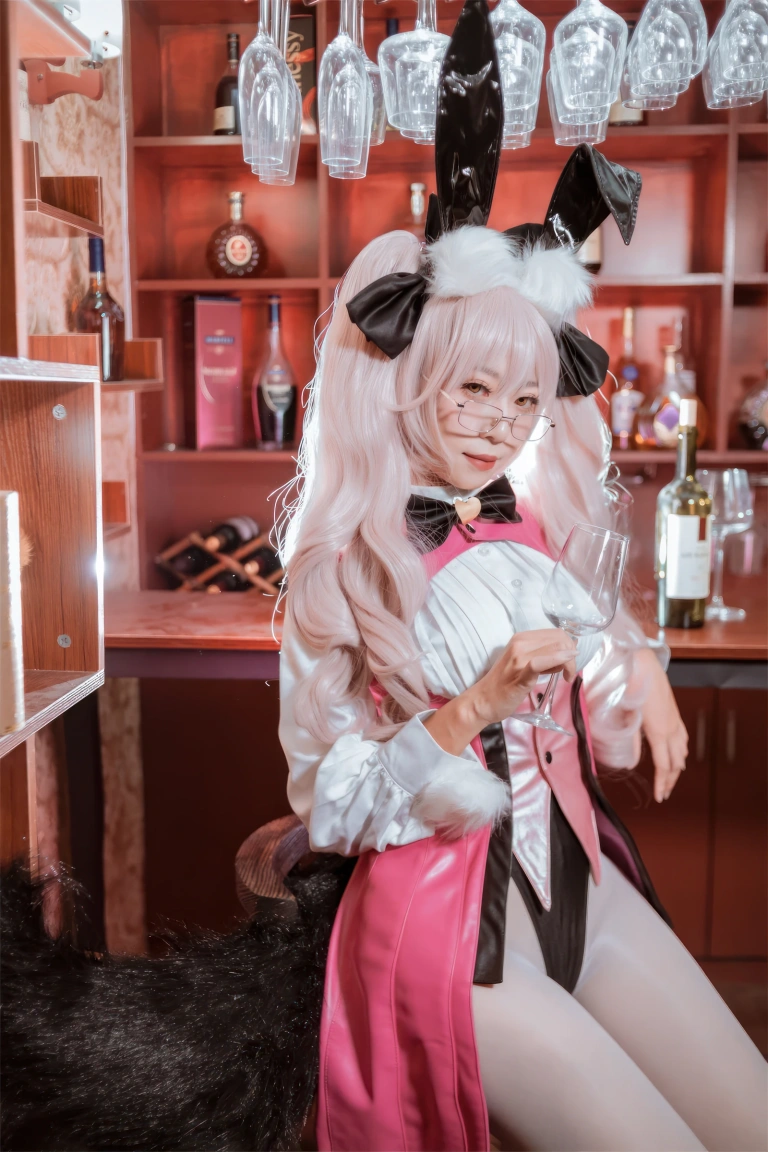 Money冷冷《玉藻前兔女郎》主题写真：20张全套美图
