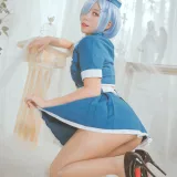 Money冷冷《蕾姆空姐小恶魔》主题写真：33张全套美图