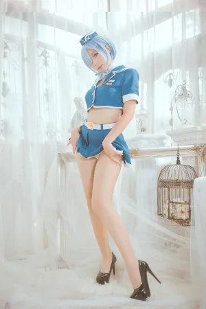 Money冷冷《蕾姆空姐小恶魔》主题写真：33张全套美图