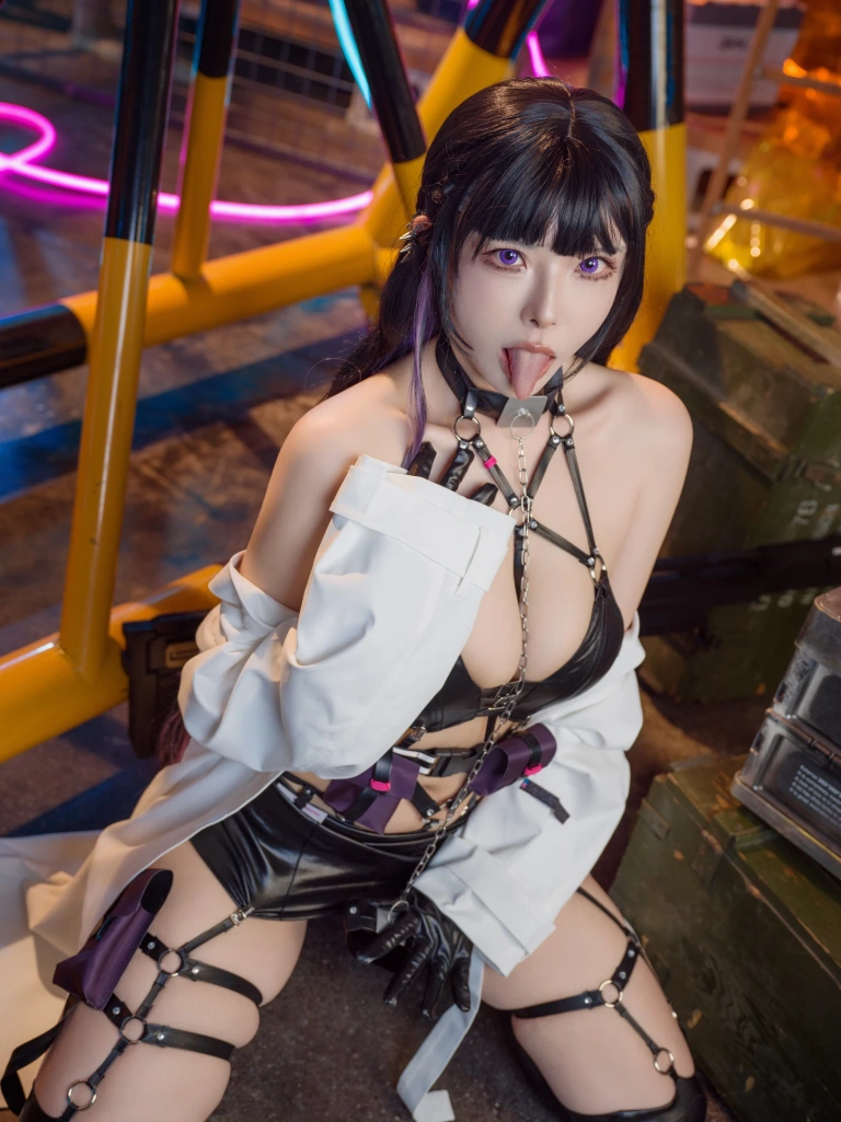 Natsuko_夏夏子《米哈拉&尤妮（&秋和柯基）》主题写真：74张全套美图，含1个视频
