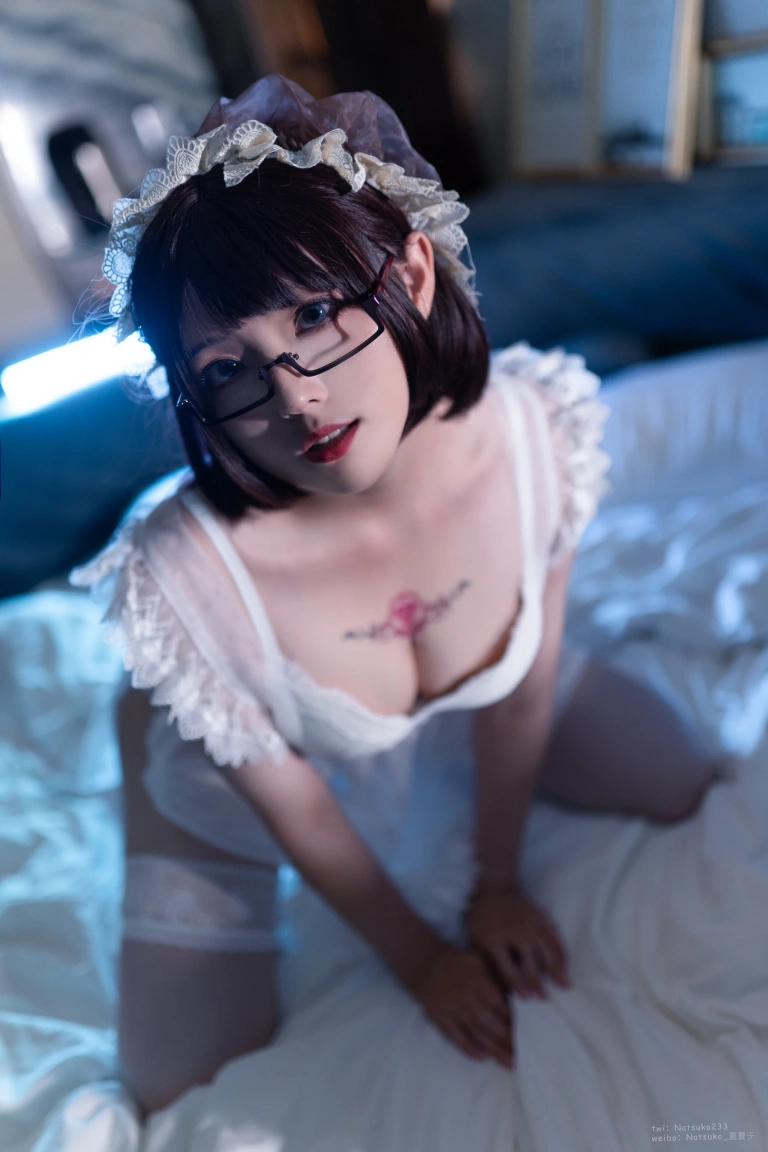 Natsuko_夏夏子《透明女仆》主题写真：76张全套美图