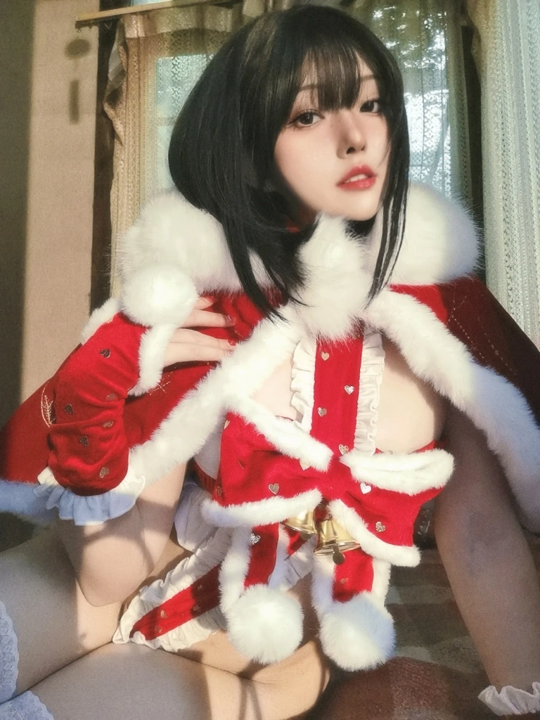 Natsuko_夏夏子《2023圣诞雪精灵》主题写真：48张全套美图，含1个视频