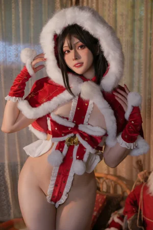 Natsuko_夏夏子《2023圣诞雪精灵》主题写真：48张全套美图，含1个视频