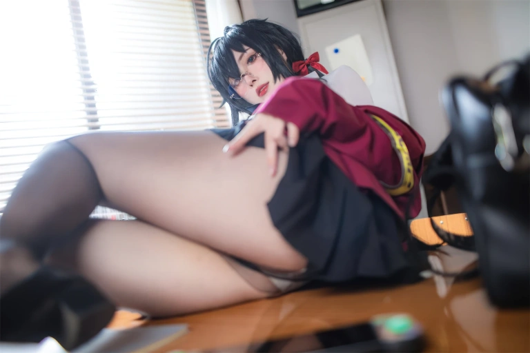 Natsuko_夏夏子《大凤JK》主题写真：40张全套美图