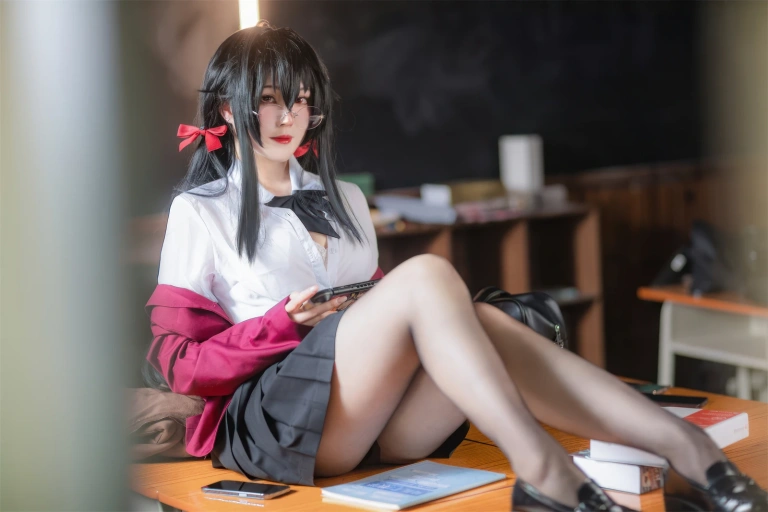 Natsuko_夏夏子《大凤JK》主题写真：40张全套美图