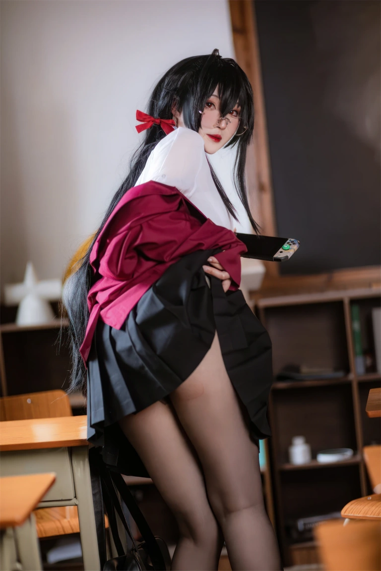 Natsuko_夏夏子《大凤JK》主题写真：40张全套美图