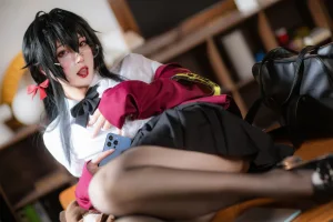 Natsuko_夏夏子《大凤JK》主题写真：40张全套美图