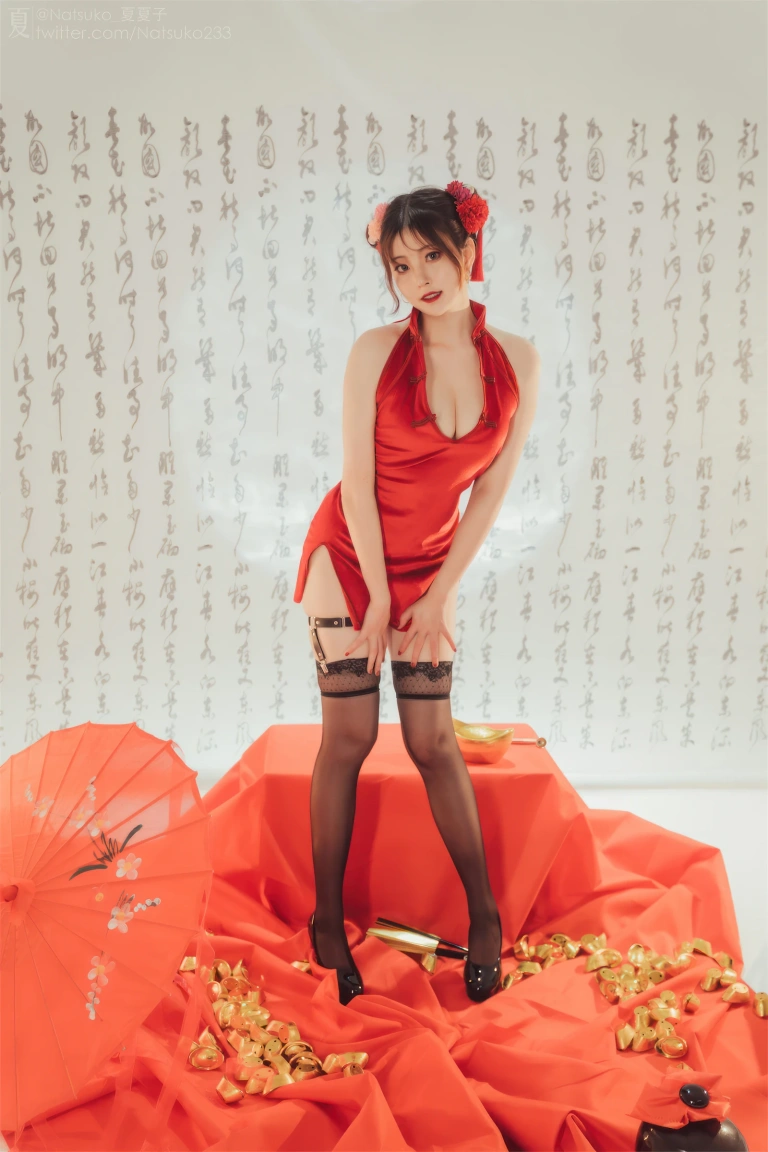 Natsuko_夏夏子《夏记钱庄》主题写真：48张全套美图，含1个视频