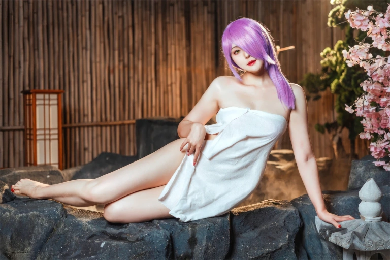Natsuko_夏夏子《碧蓝航线 的里雅斯特温泉夜》主题写真：58张全套美图
