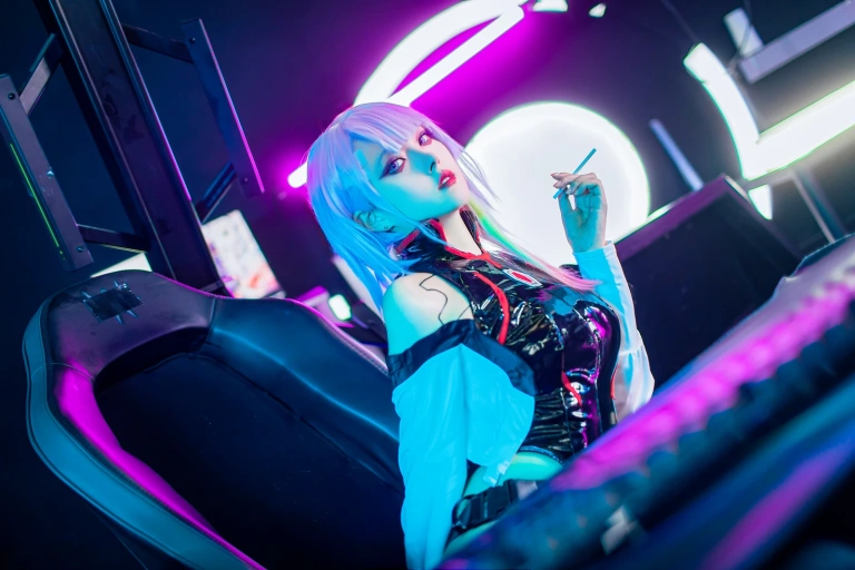 Natsuko_夏夏子《赛博朋克 边缘行者 Lucy》主题写真：61张全套美图
